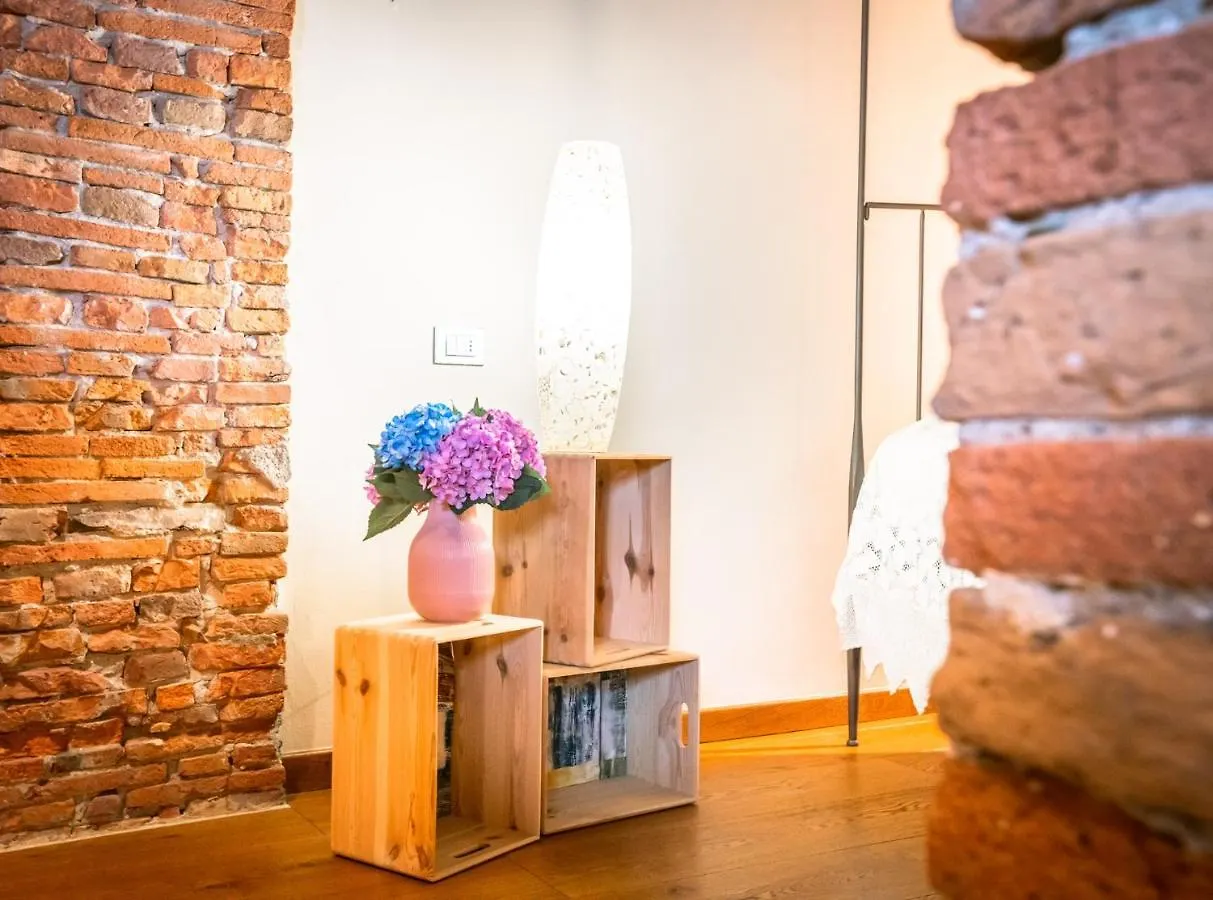 La Romantica Appartamento Centro Storico Lucca 0*,  Olaszország